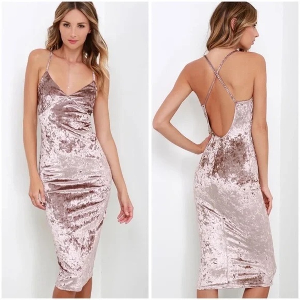 NEW WITHOUT TAG V-Neck Velvet Backless Party Dress, Size S